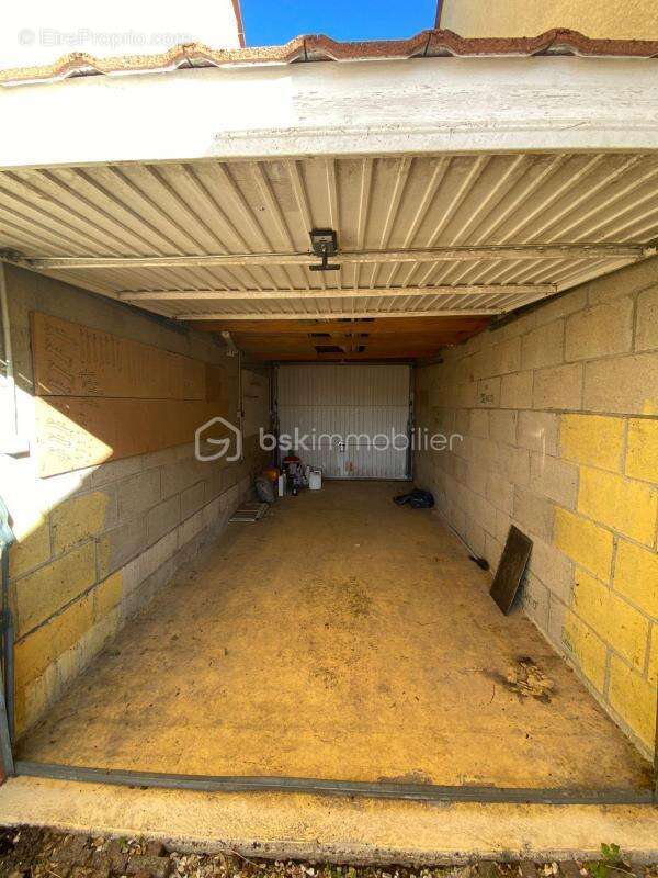 Maison à SAINT-GERMAIN-LES-ARPAJON