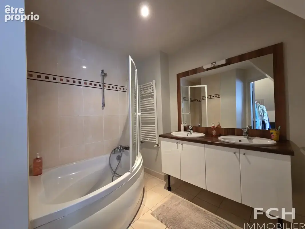 Vieux vichy - t4 triplex atypique de 109 m2 - photo 11