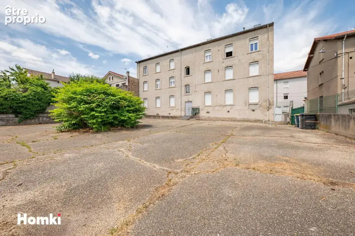 Immeuble de 702 m² Rendement 9%  Rue de la Jomayère - photo 2