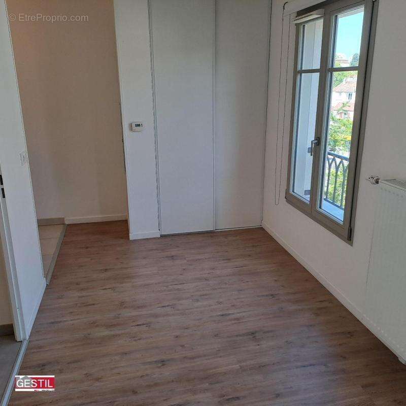 Appartement à PONTOISE