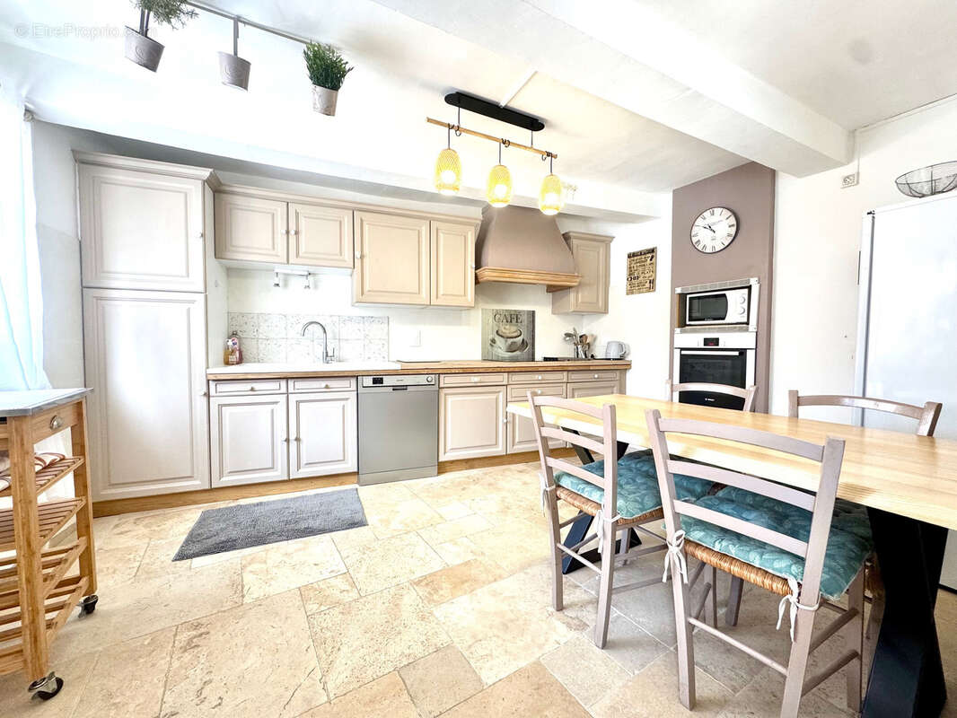 Maison à VAISON-LA-ROMAINE