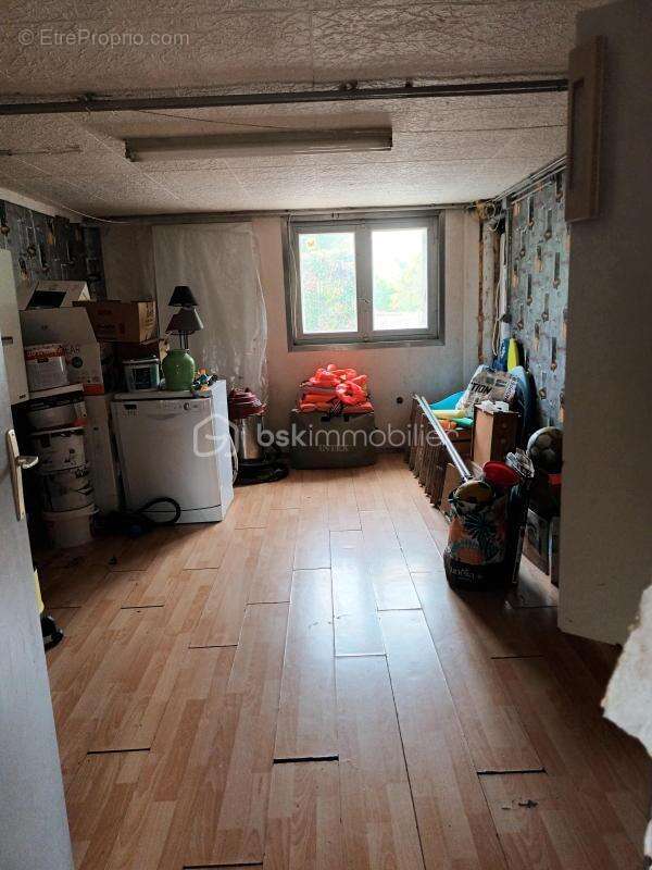  Maison 4 chambres avec terrain arboré de 1 548 m² – À 5 min de Saint-Jean-d'Angély - photo 18
