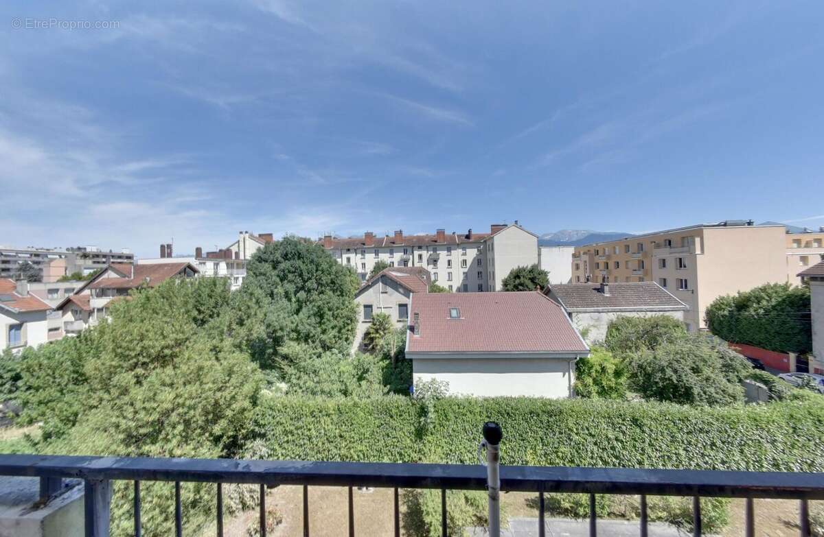 Appartement 42 m² à Grenoble  - photo 3