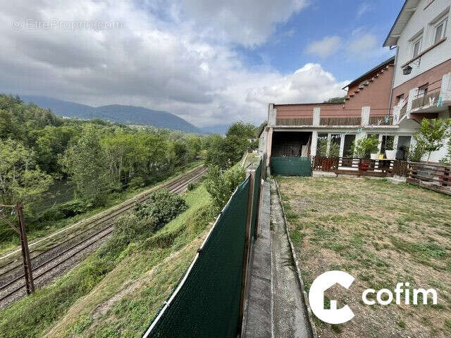 Maison 233 m² à Lourdes  - photo 6