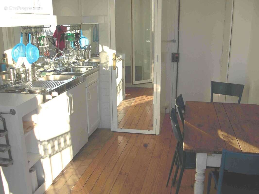 Appartement à PARIS-20E