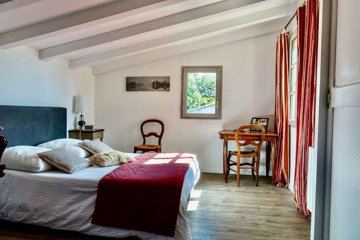 Maison à UZES