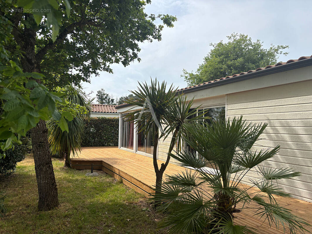 Maison à LA CHAIZE-GIRAUD