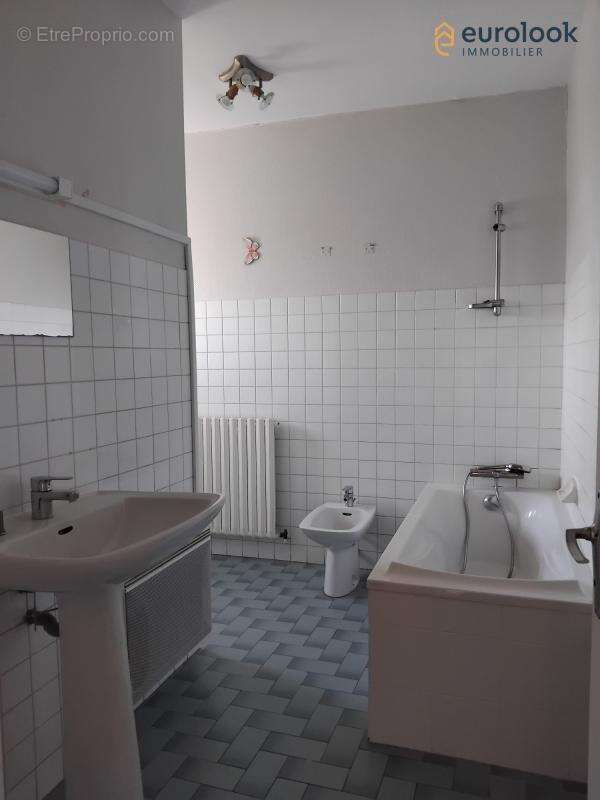 Maison à MALESTROIT