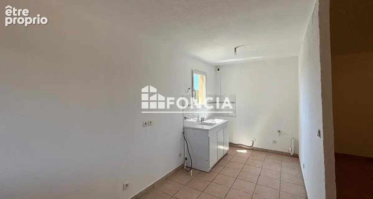 A vendre-CARPENTRAS Beau T4 avec terrasse et garage - photo 4
