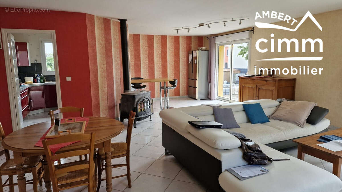 Maison à PONT-DU-CHATEAU