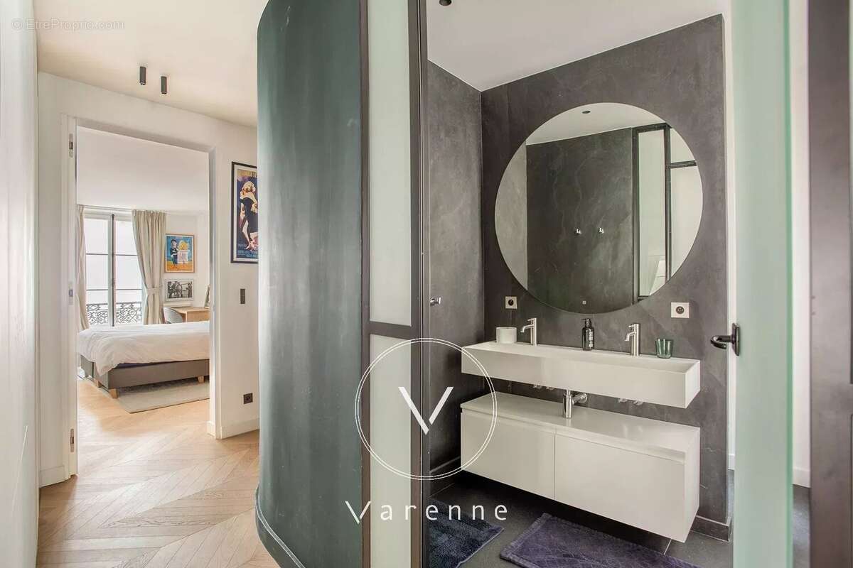 Appartement à PARIS-6E