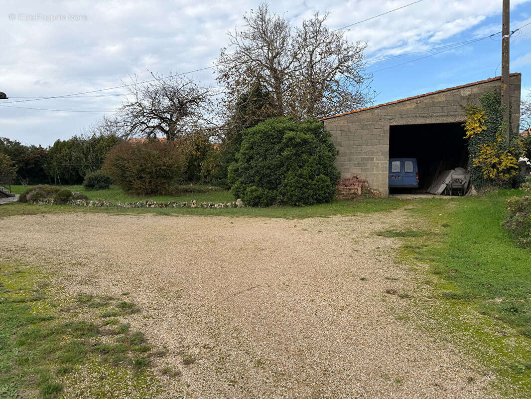 Maison à SAINT-BENOIT