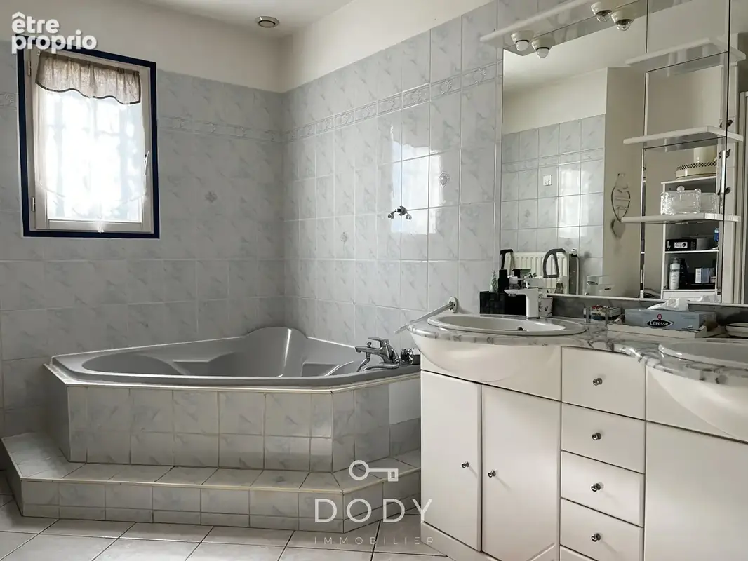 Maison de plain-pied 3 chambres, garage double et appentis - photo 6