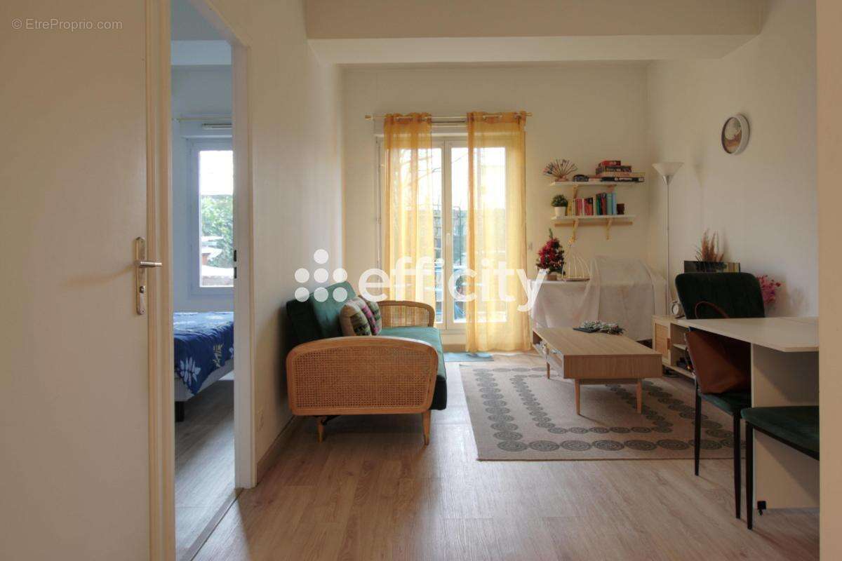 Appartement - photo 2