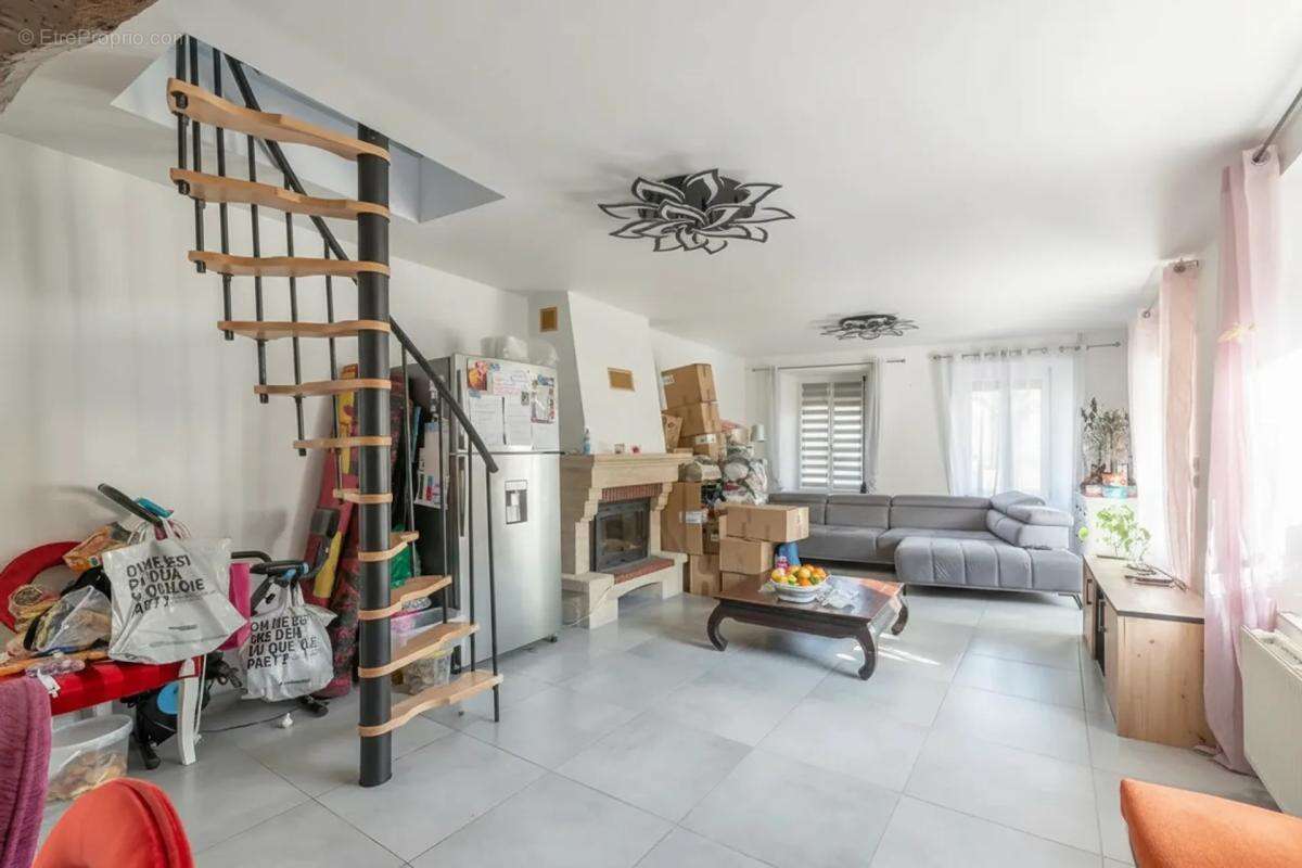 Maison à VILLENAUXE-LA-GRANDE