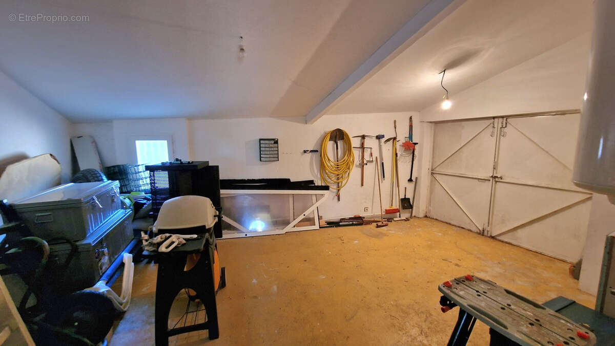 Maison à LES ISSAMBRES