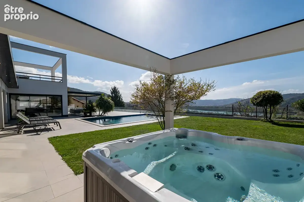 VILLA CONTEMPORAINE  DE  PRESTIGE : 256m² sur  parcelle 913m²  - Panorama exceptionnel sur la Vallée du Rhône - photo 14