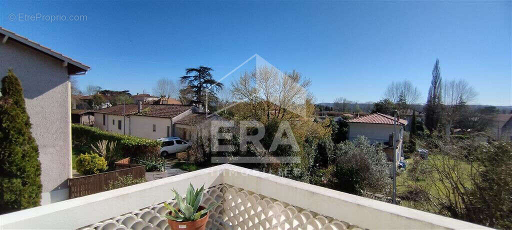 Maison à PORT-SAINTE-MARIE