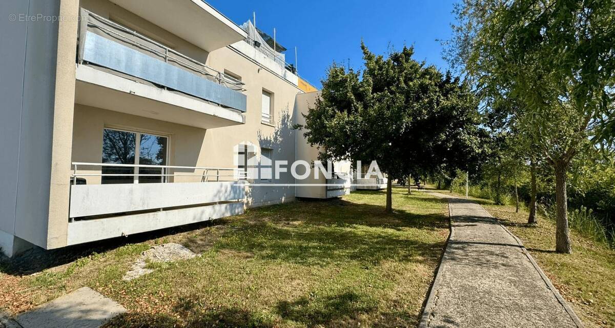 Appartement à AMBES