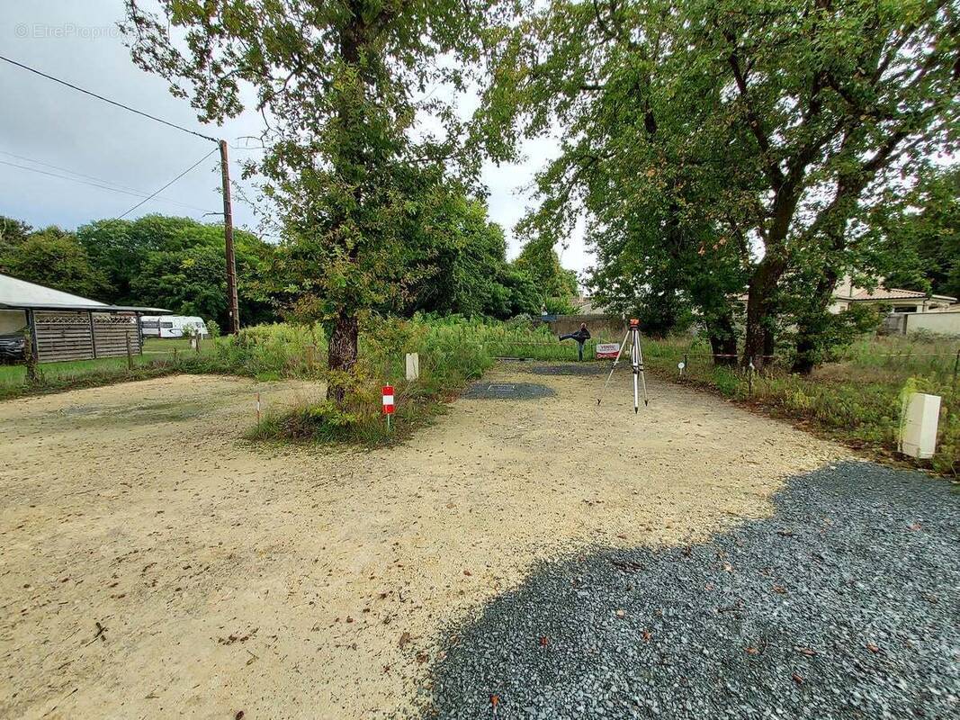 Terrain à LA TREMBLADE