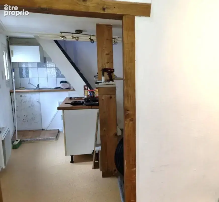 Tulle centre Petit appartement avec local commercial - photo 4