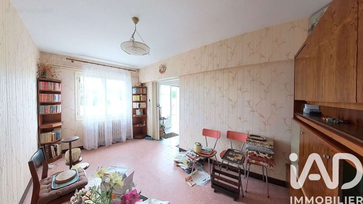 Photo 3 - Maison à LA CHAPELLE-SUR-LOIRE