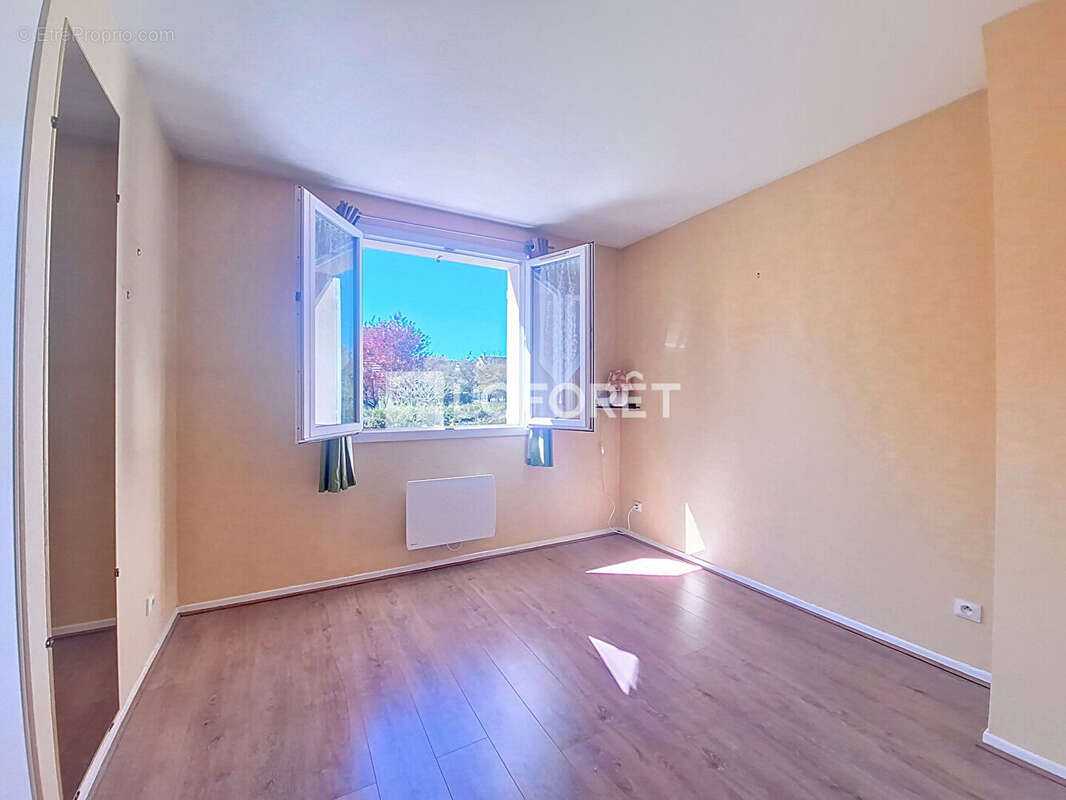 Maison à MARCOUSSIS