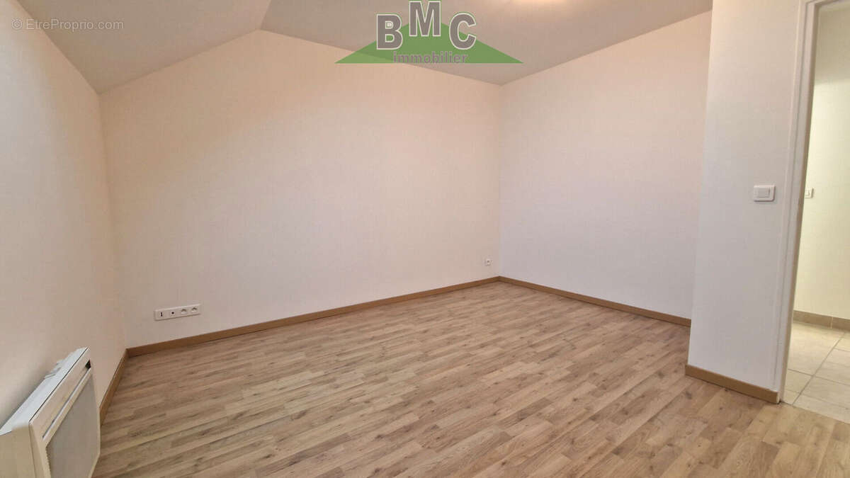 Maison à LE PLESSIS-BOUCHARD