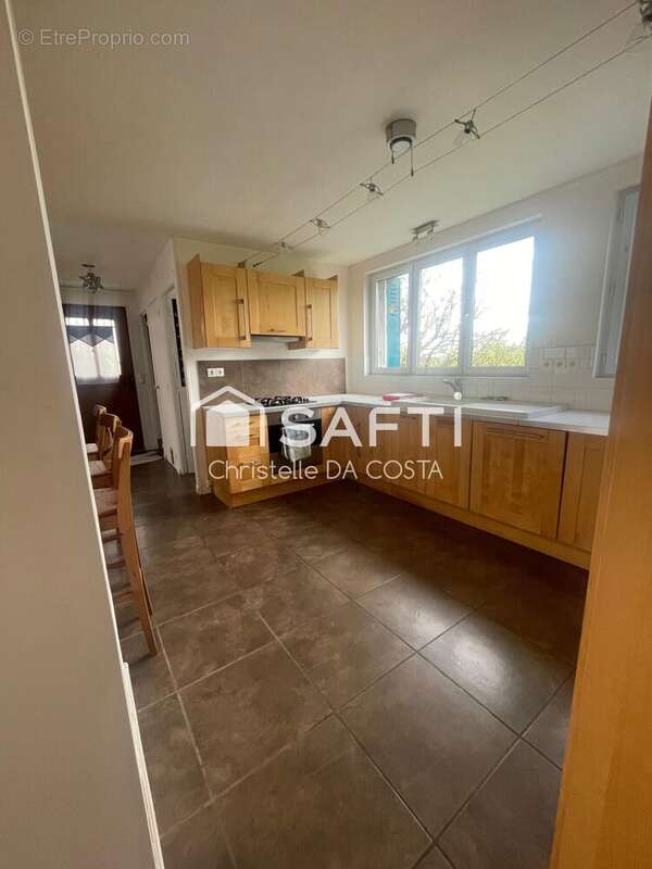 Photo 2 - Maison à ROZAY-EN-BRIE