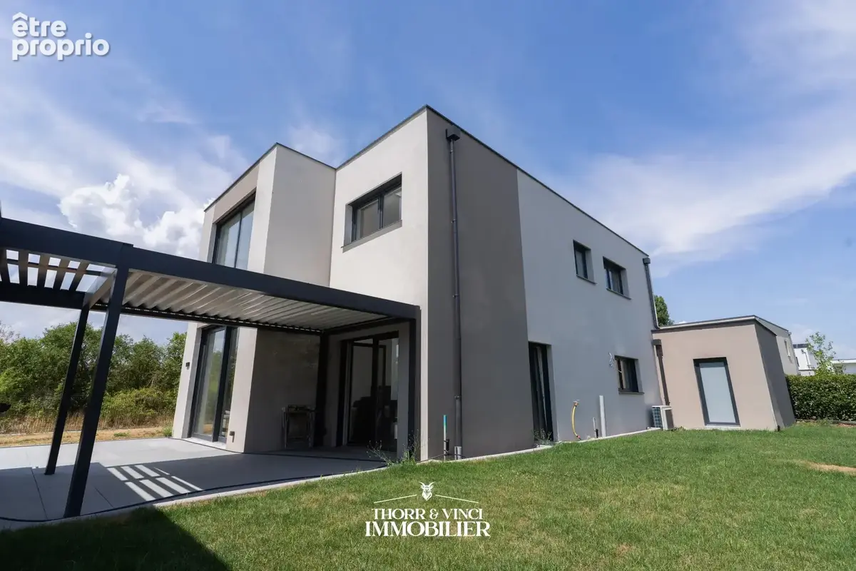 Maison 6 pièces - 132m2 - Sainte Croix en Plaine - photo 25