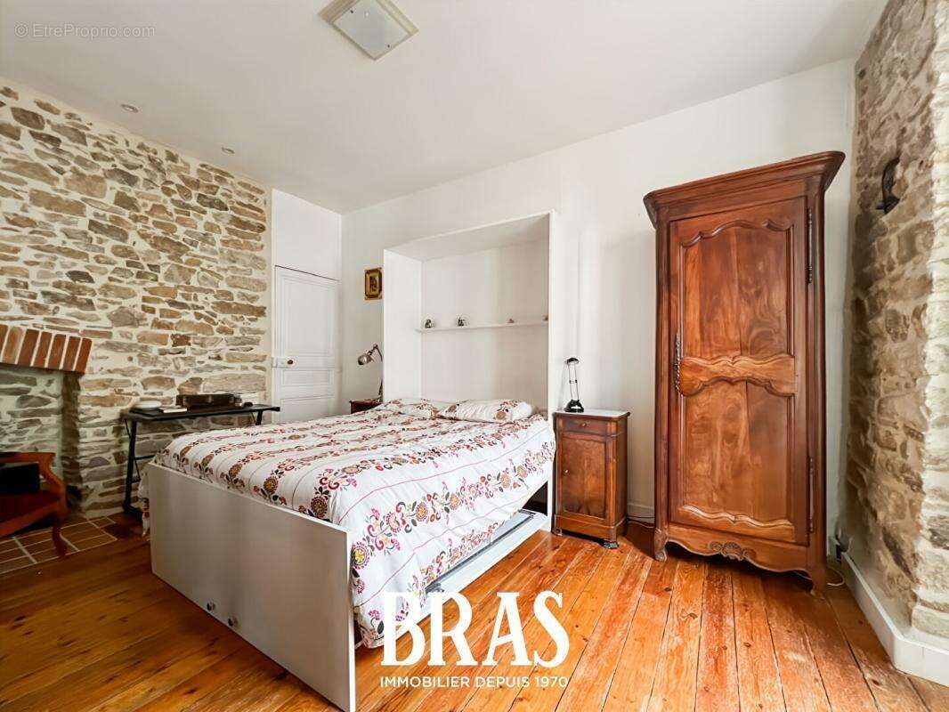 Appartement Vannes 4 pièce(s) 71 m2 parquet et charme - photo 6