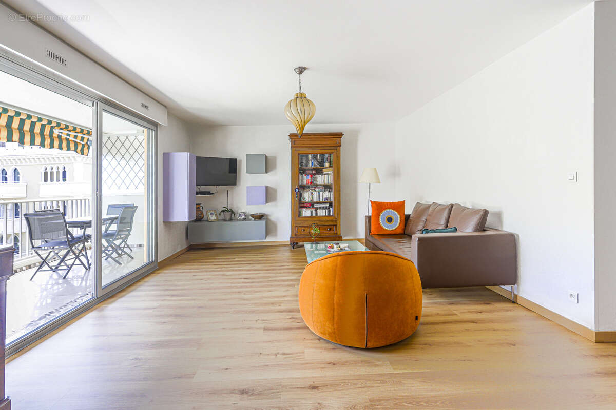 Appartement 83 m² à Nice  - photo 2