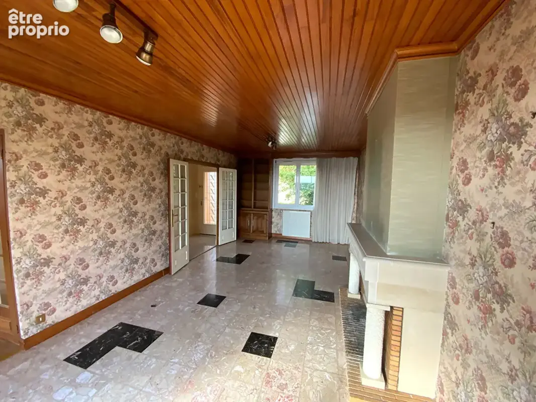 LE CREUSOT - Quartier résidentiel - Pavillon élevé sur sous-sol complet de 149 m² hab. (4 chambres). - photo 6