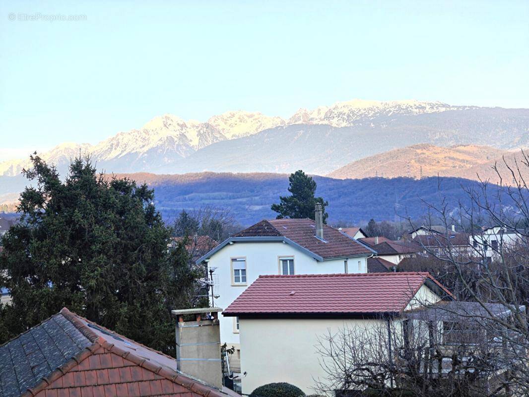 Appartement à VARCES-ALLIERES-ET-RISSET