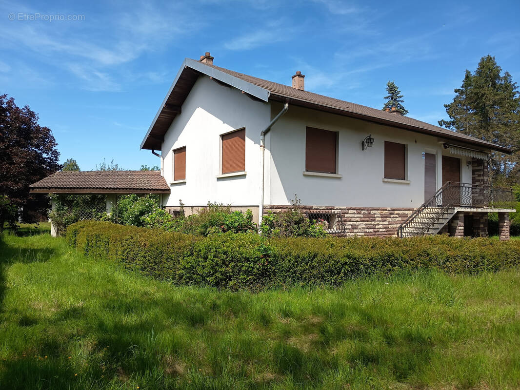 Maison à RONCHAMP
