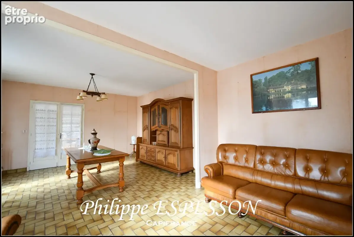 Maison familiale 142 m² – 5 chambres – Terrain 2 094 m² – Sous-sol total - photo 2
