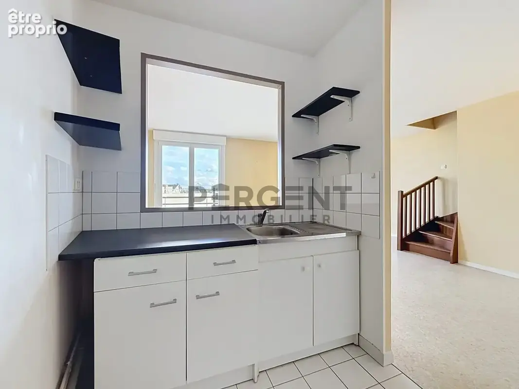 Appartement 2 pièces 45 m² à vendre à Reims (51100) - photo 3