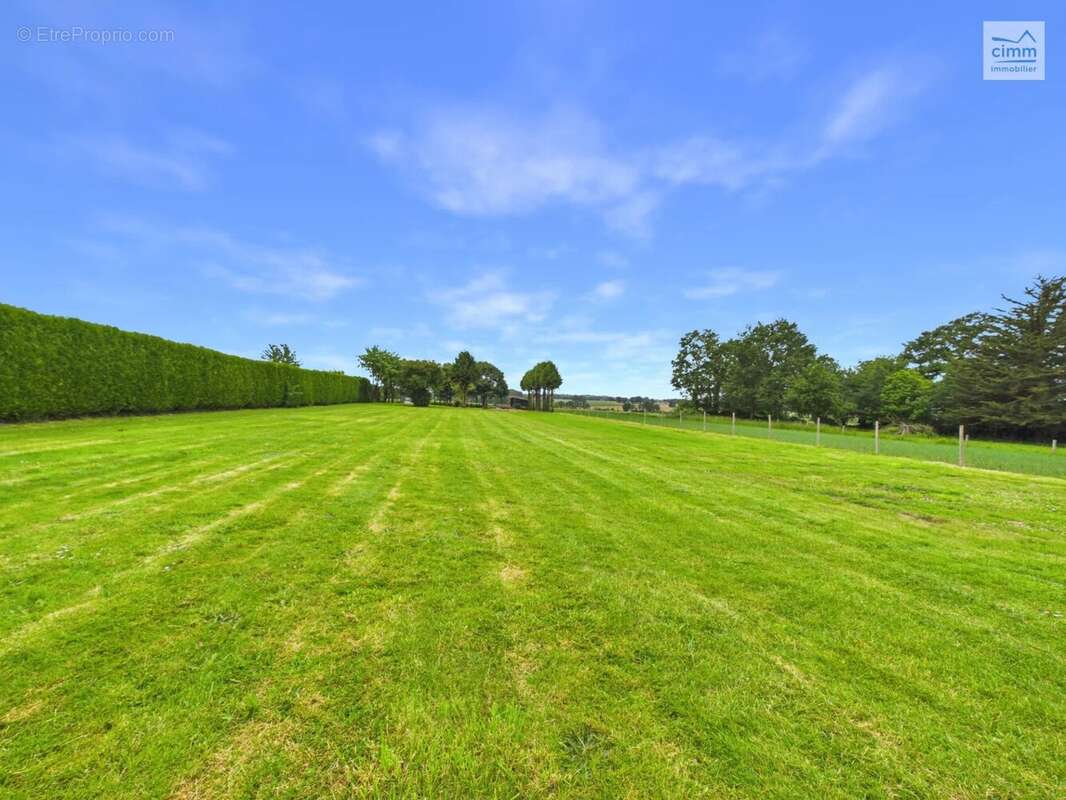 Maison de 138 m² sur un terrain de 10 340 m² - photo 16