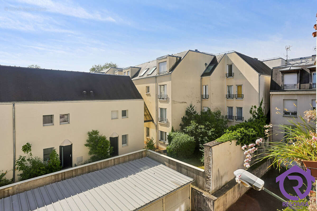 Appartement à CHATILLON