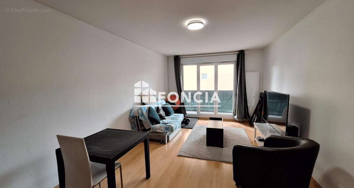 Appartement à SAINT-GENIS-POUILLY