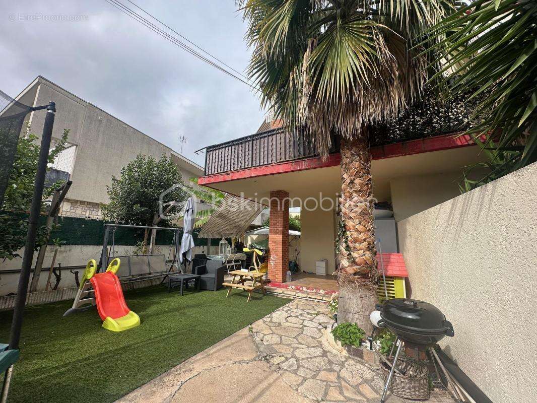 Appartement à NIMES