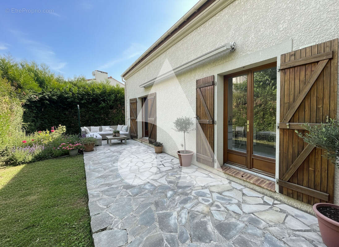 Maison Soisy Sous Montmorency 6 pièce(s) 122 m2 Quartier Stade - photo 6