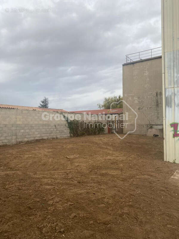 Commerce à LANSARGUES