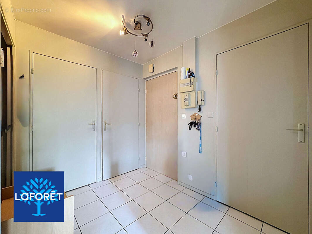 Appartement Evry-Courcouronnes 2 pièces 53.03m² + Box - photo 5