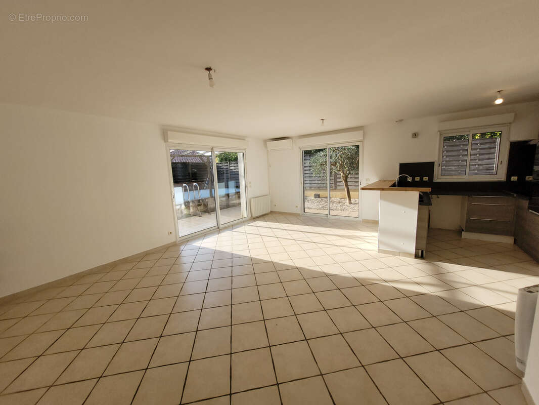 Maison à SALLES-D'AUDE