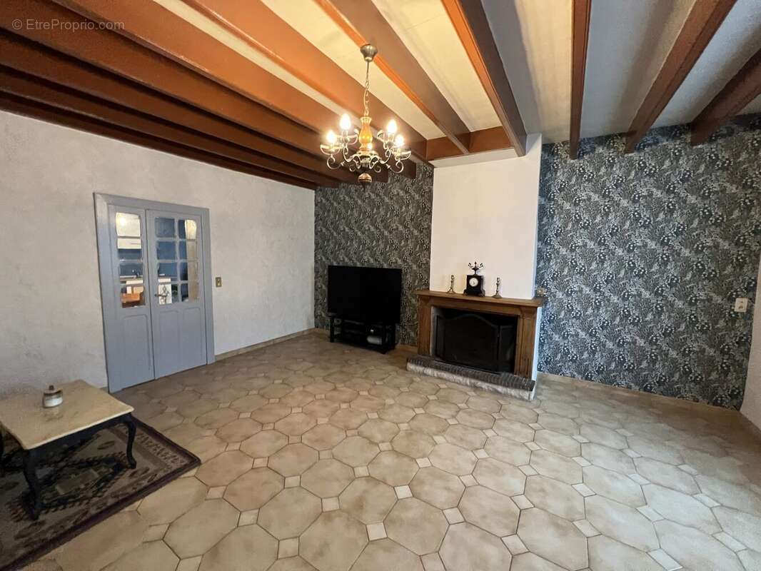 Maison à MALAUSE
