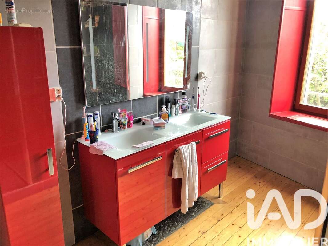 Photo 8 - Maison à MONTEREAU-FAULT-YONNE