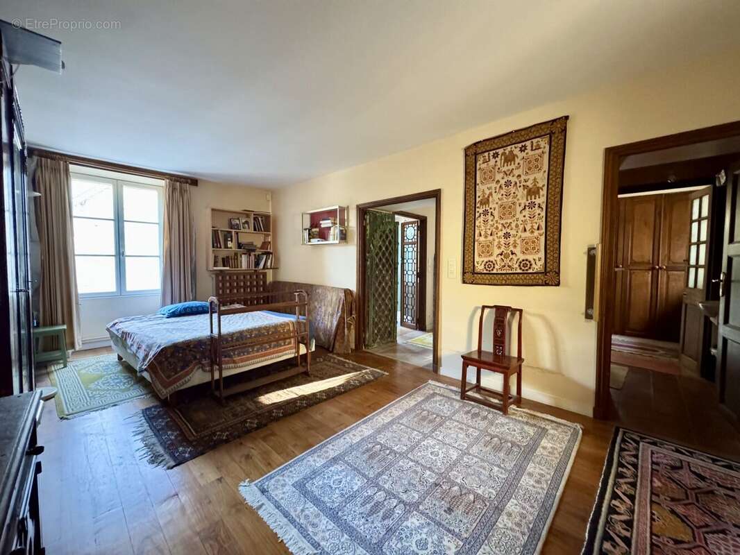 Maison 190 m² à Vaureal  - photo 8