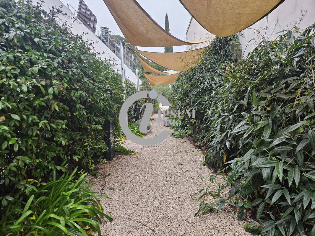 Appartement à CASTELNAU-LE-LEZ