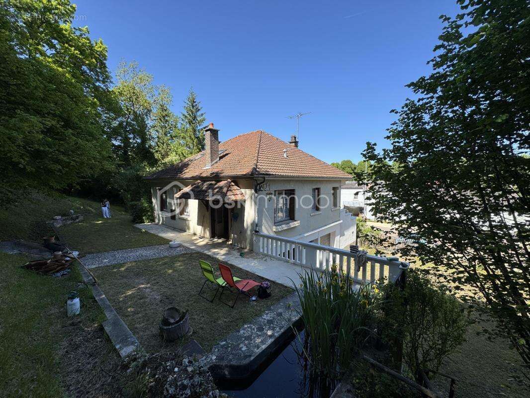 Maison à BAR-SUR-SEINE